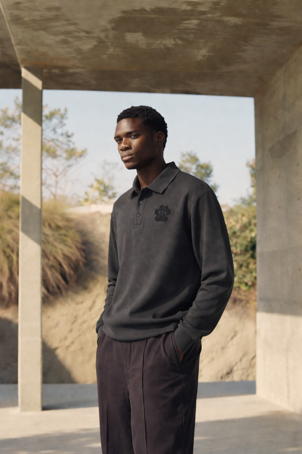 LONG SLEEVE TENNIS SHIRT. Grey